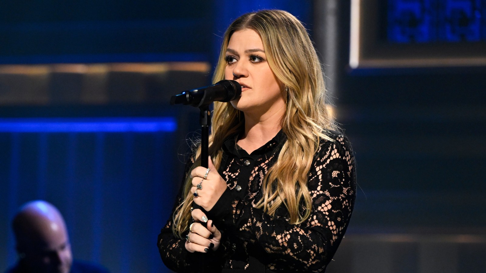Kelly Clarkson Sues ExHusband to Affirm 2.6 Million Labor Award New